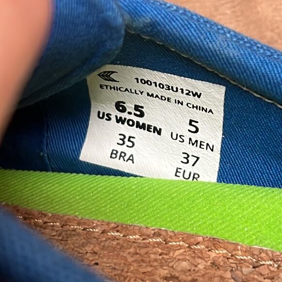 Cariuma Pantone Sneakers Unisex Blue Lace Up Tennis shoe Women's 6.5 Men's 5 - Picture 8 of 8